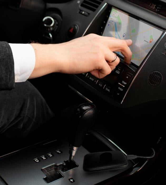 Sevlio™ 4K Carplay Streaming Device